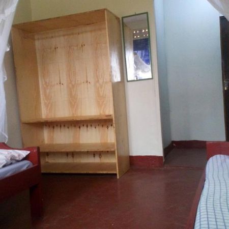 Knowledge For Change House Hotel Fort Portal ภายนอก รูปภาพ
