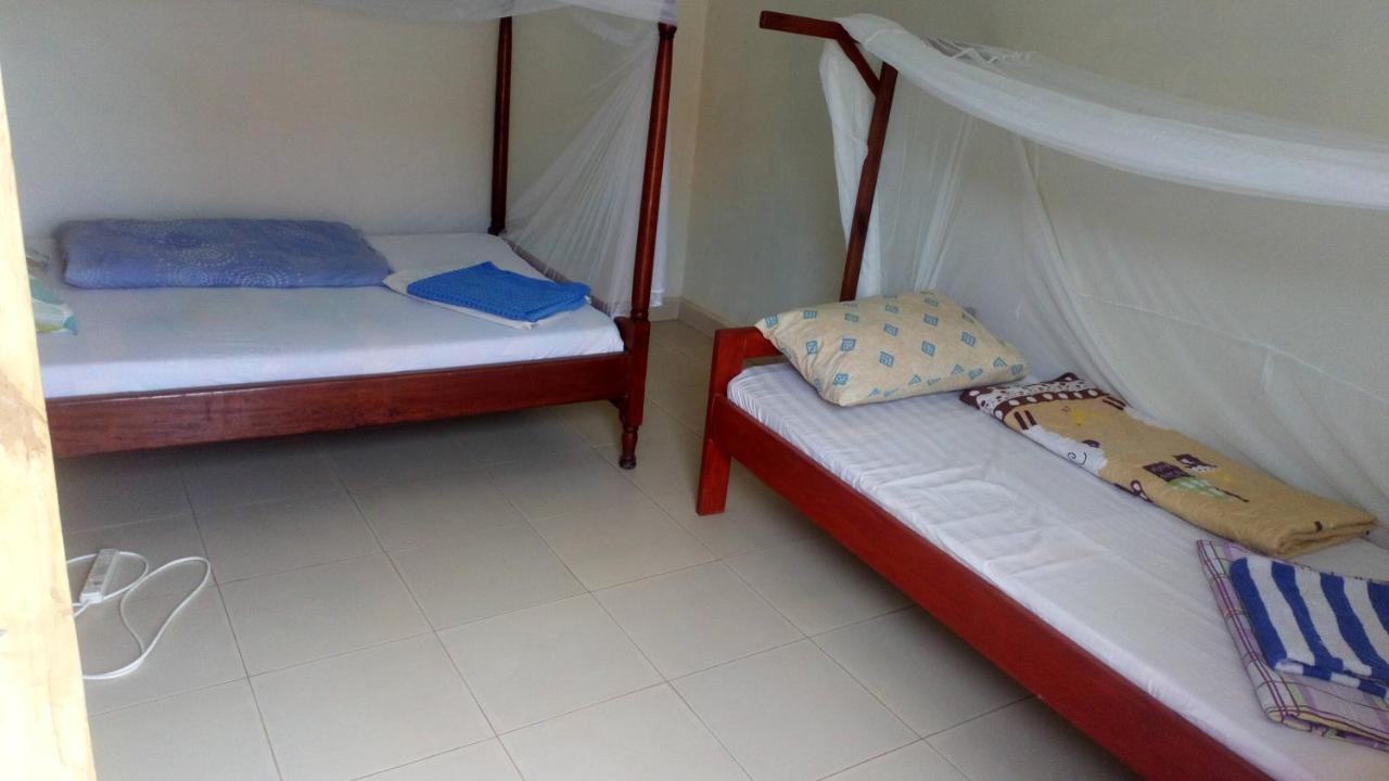 Knowledge For Change House Hotel Fort Portal ภายนอก รูปภาพ